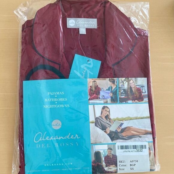 NWT pajamas by Alexander del Rossa in size XS - Picture 2 of 3